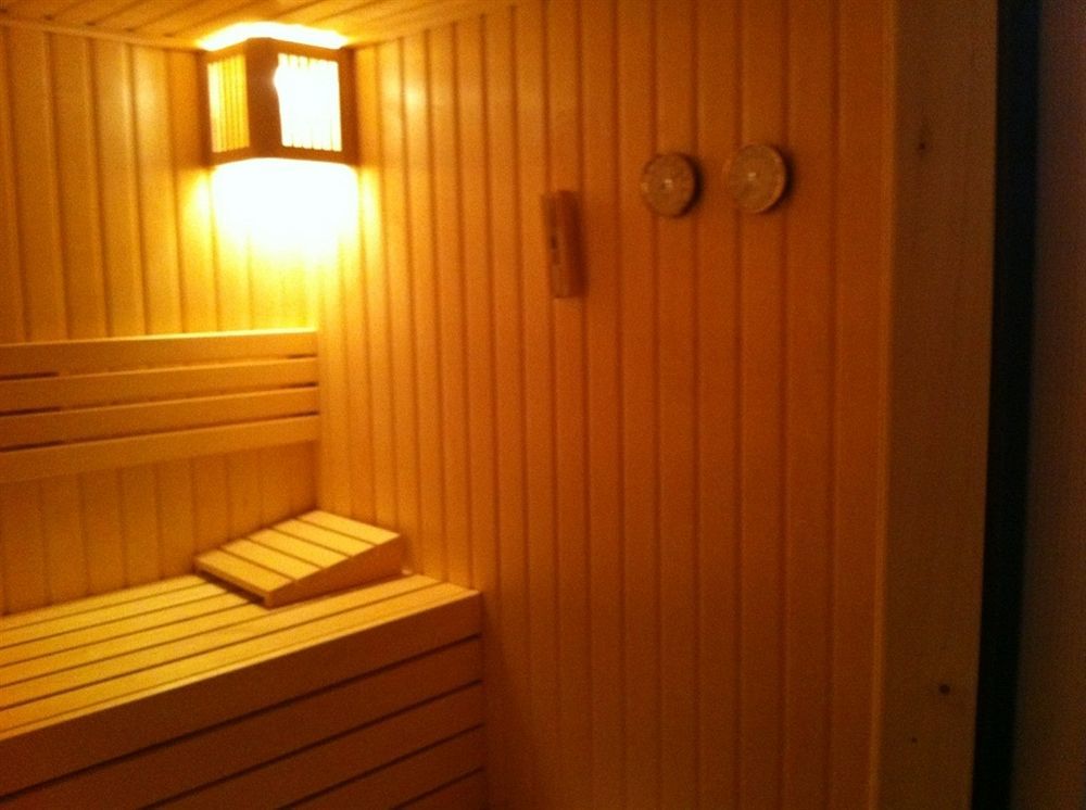 Hotel Restaurant Lunia Олдеберкоп Экстерьер фото