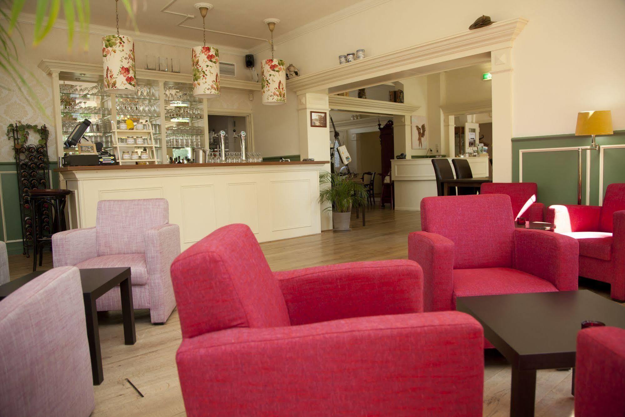 Hotel Restaurant Lunia Олдеберкоп Экстерьер фото